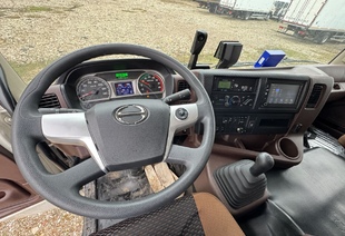 HINO 700 6×2 (МРМ 20т) БОРТ-ТЕНТ СДВИЖНЫЕ ШТОРЫ И КРЫША 9,26м